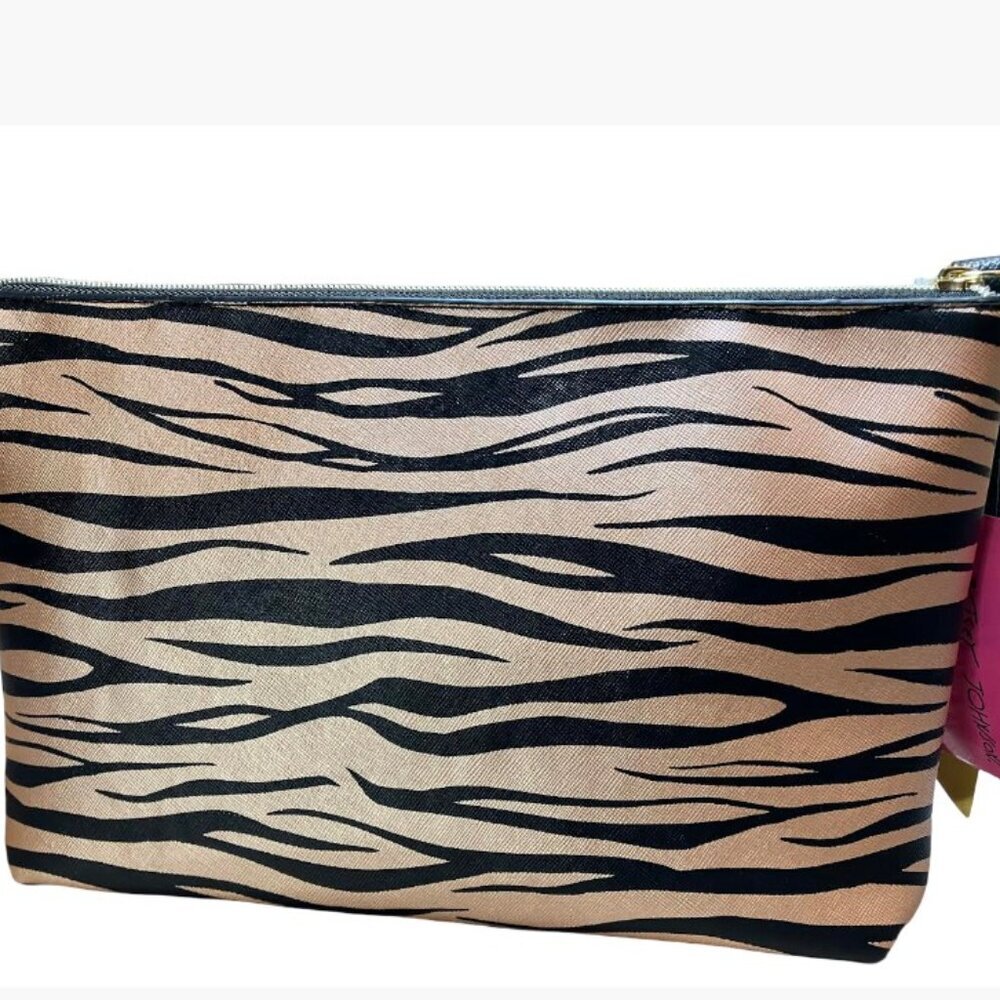 Betsey Johnson T-Bottom Pouch and Charging Crossbody Wristlet, Micro USB Cable - Picture 6 of 11